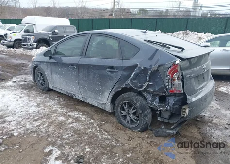 2014 Toyota Prius Three из США, поврежденный, VIN JTDKN3DU2E1765429